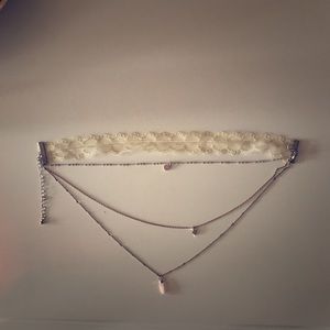 Lulu’s Lace and layered necklace choker ❤️